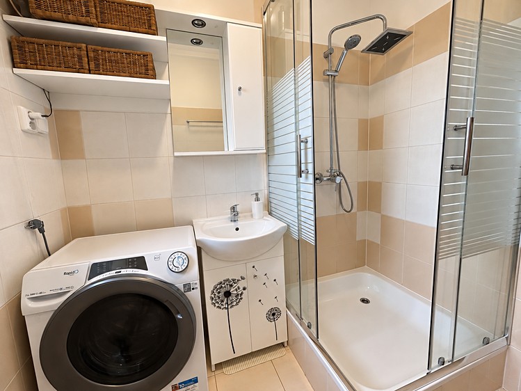 Комерційне приміщення на продаж, 353 м² (5 з 36)