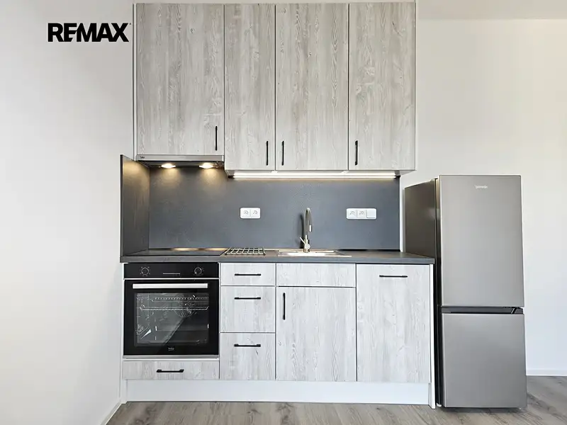 Pronájem bytu 2+kk 38 m², Hořovice – náhled fotky 1