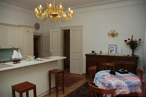 Pronájem bytu 4+kk 124 m², Praha – náhled fotky 1