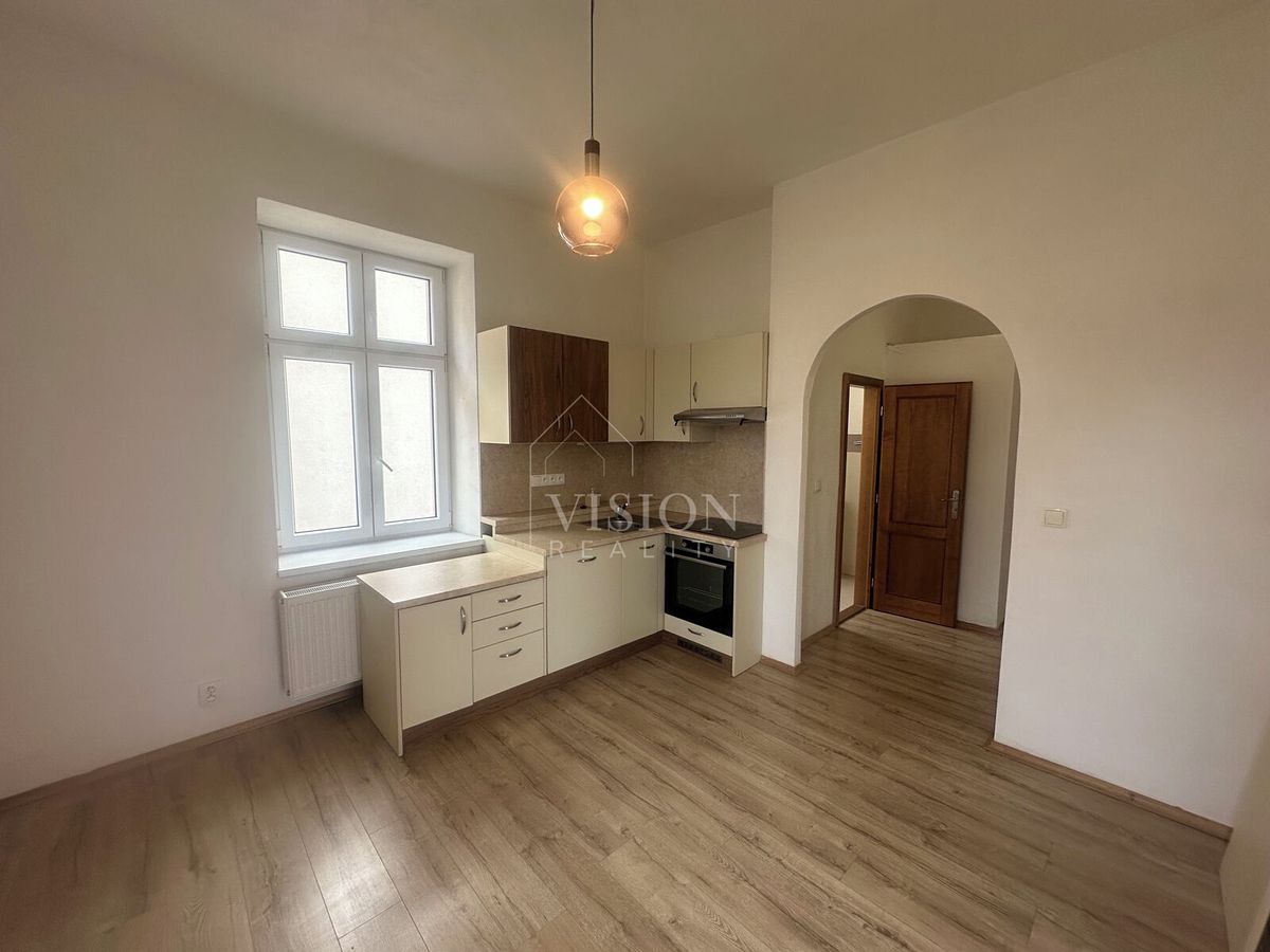 Pronájem bytu 2+1 57 m² – fotografie 2
