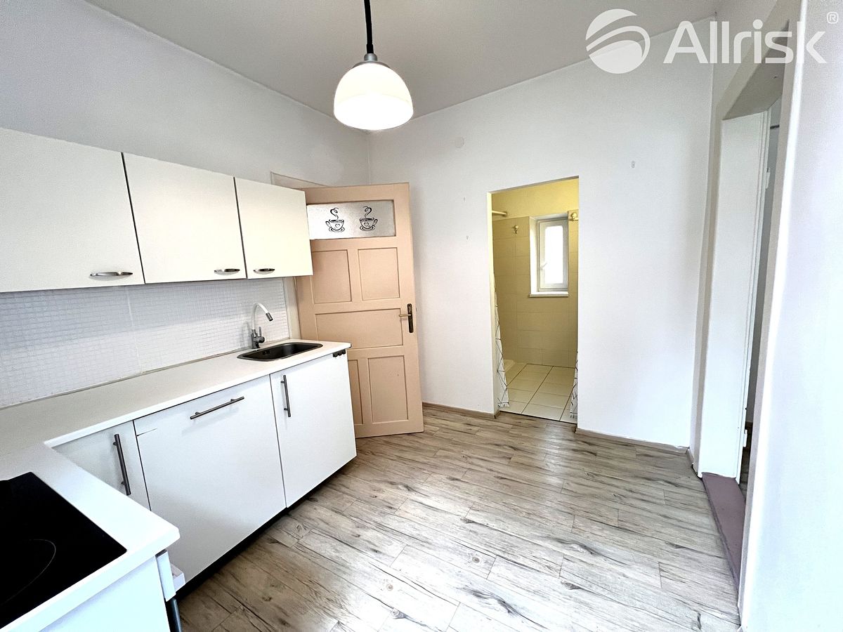 Prodej rodinného domu 78 m², pozemek 218 m² – fotografie 5