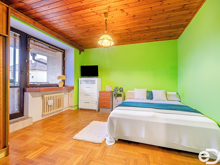 Prodej domu, 210 m² (4 z 28)