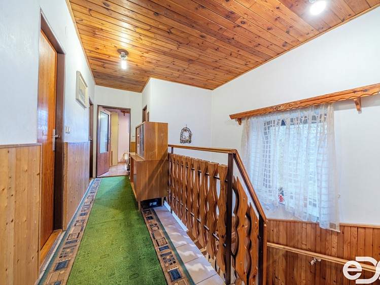 Prodej domu, 210 m² (23 z 28)