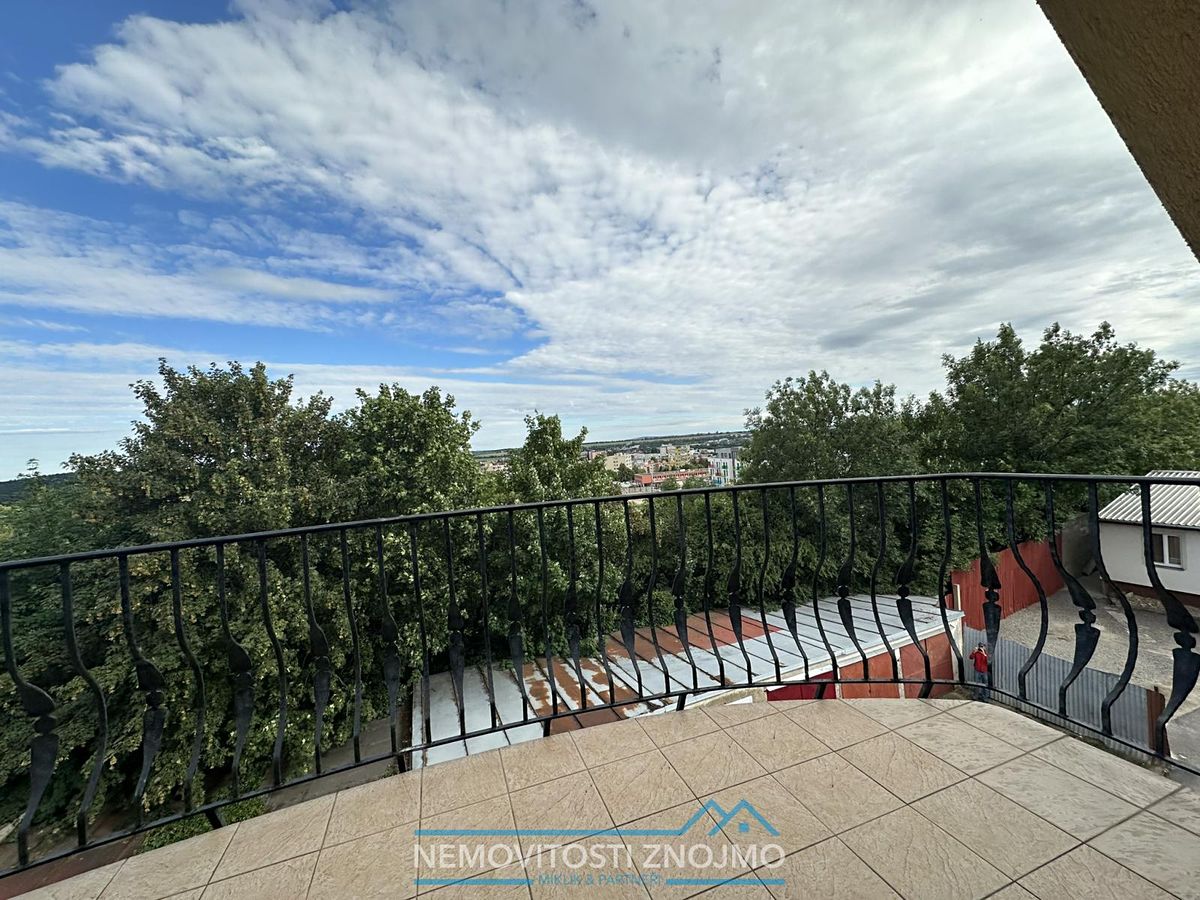 Pronájem bytu 3+1 130 m² – fotografie 5