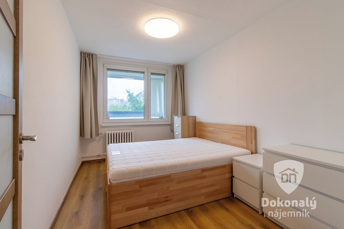 Pronájem bytu 2+kk 50 m² – fotografie 2