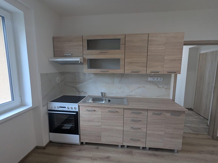 Квартира 2+kk в оренду, 53 м² (1 з 14)