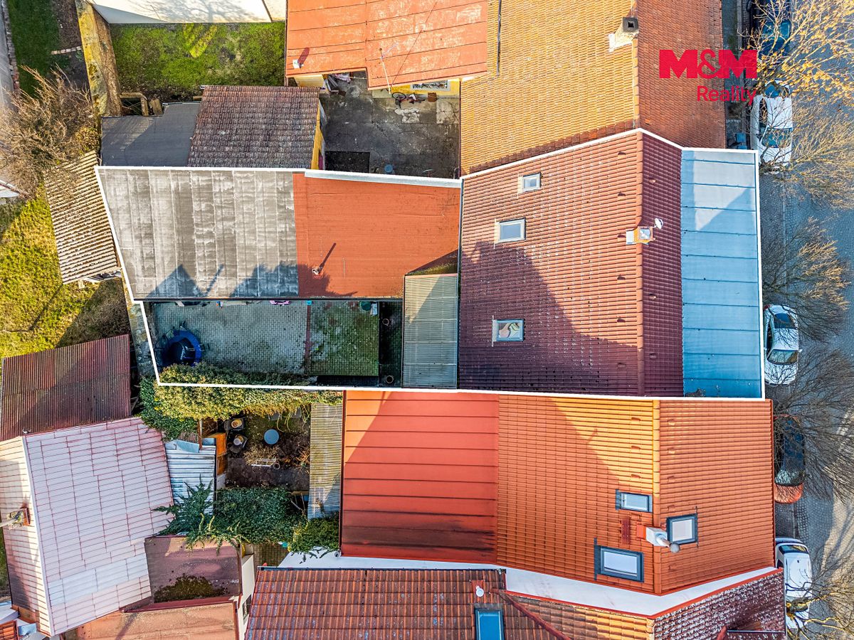 Prodej rodinného domu 170 m², pozemek 240 m² – fotografie 3