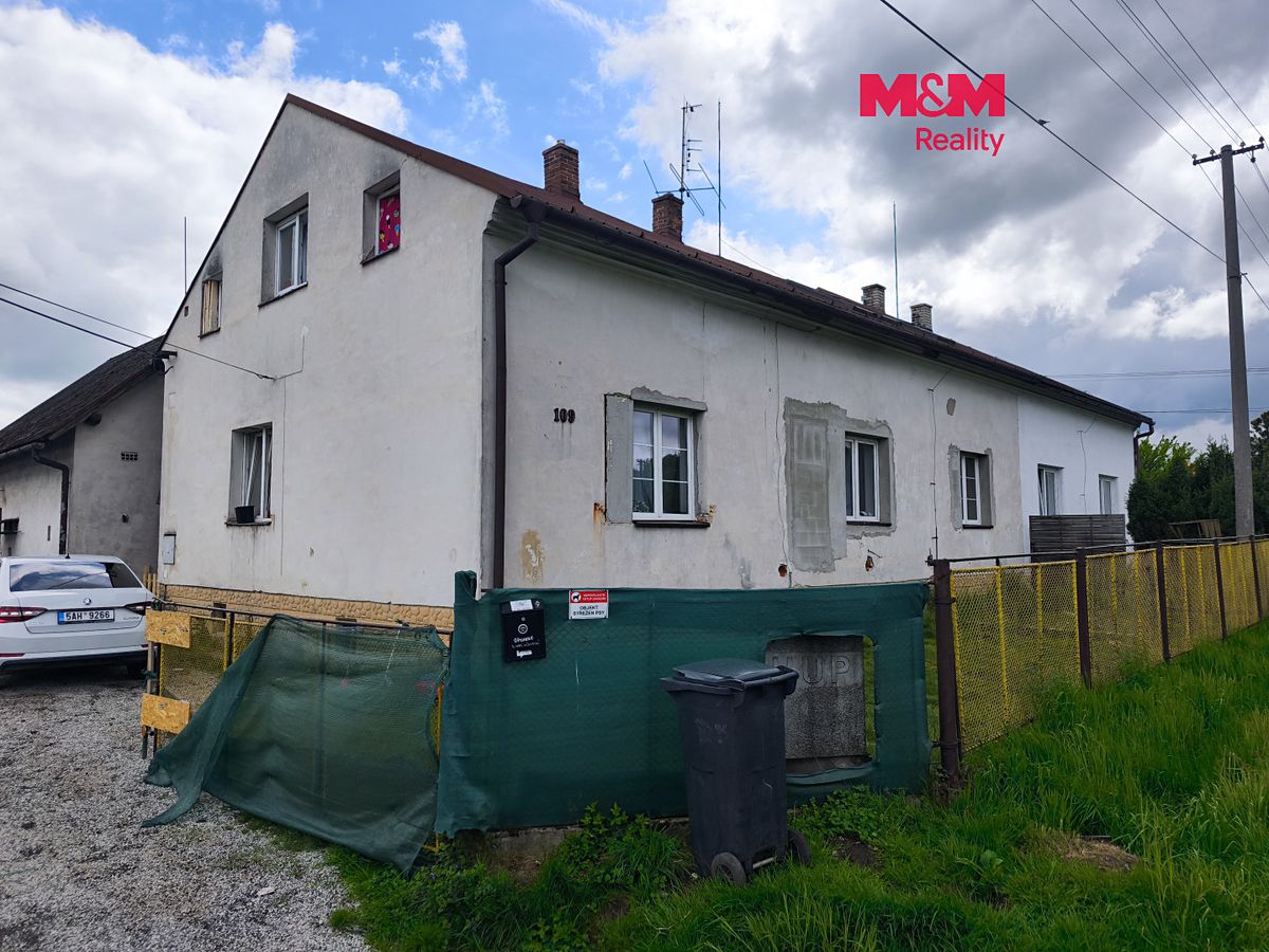 Prodej rodinného domu 216 m², pozemek 838 m²
