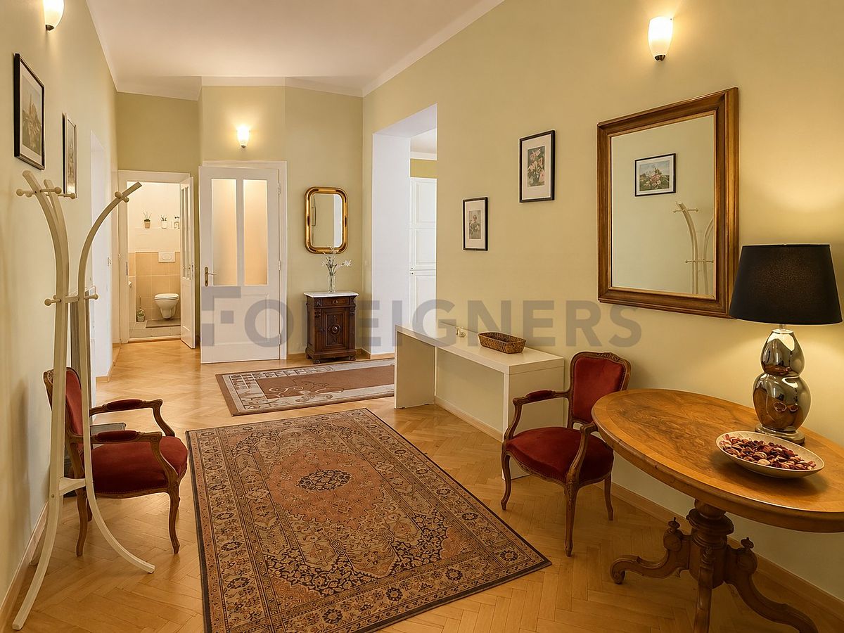 Pronájem bytu 4+kk 150 m² – fotografie 4