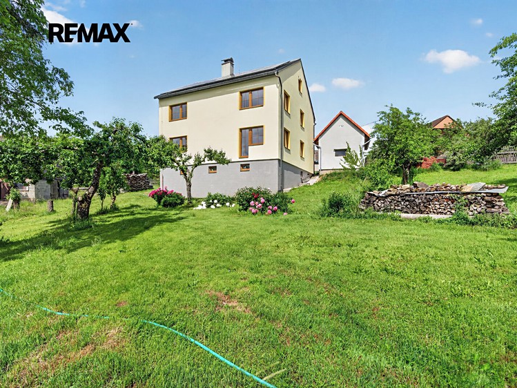 Prodej domu, 281 m² (4 z 39)