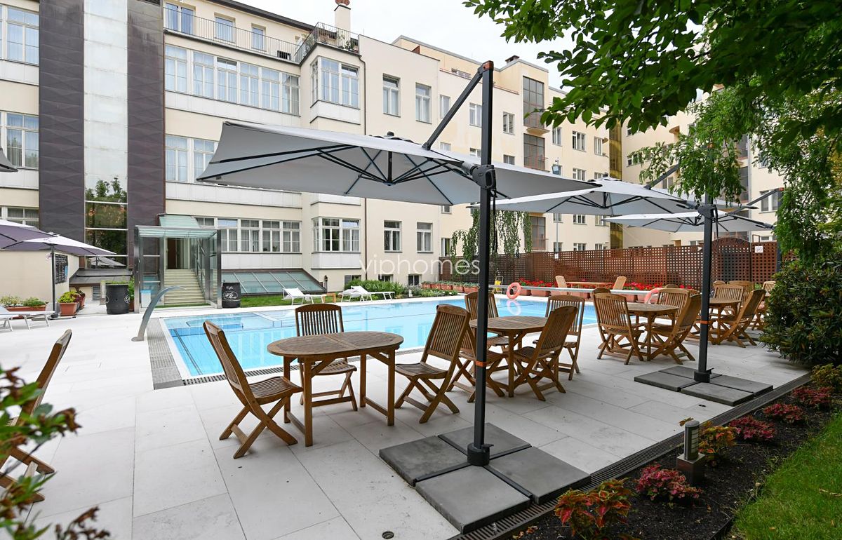 Pronájem bytu 3+kk 107 m²
