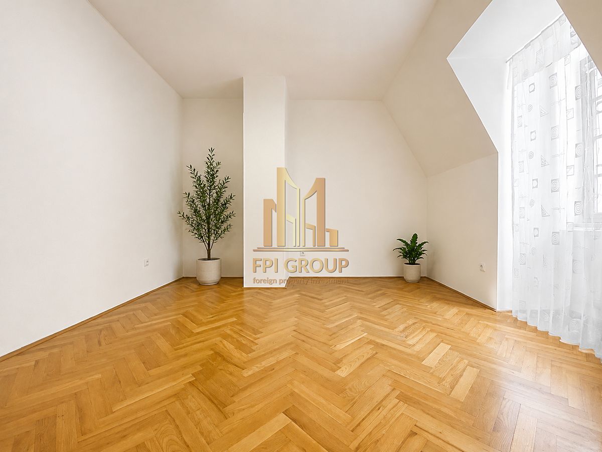 Pronájem bytu 1+kk 32 m² – fotografie 2