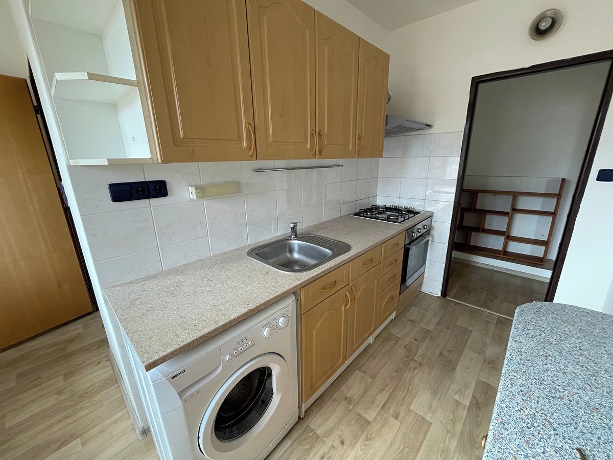 Pronájem bytu 2+1 59 m² – fotografie 3