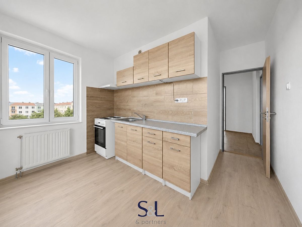 Pronájem bytu 3+1 71 m² – fotografie 3