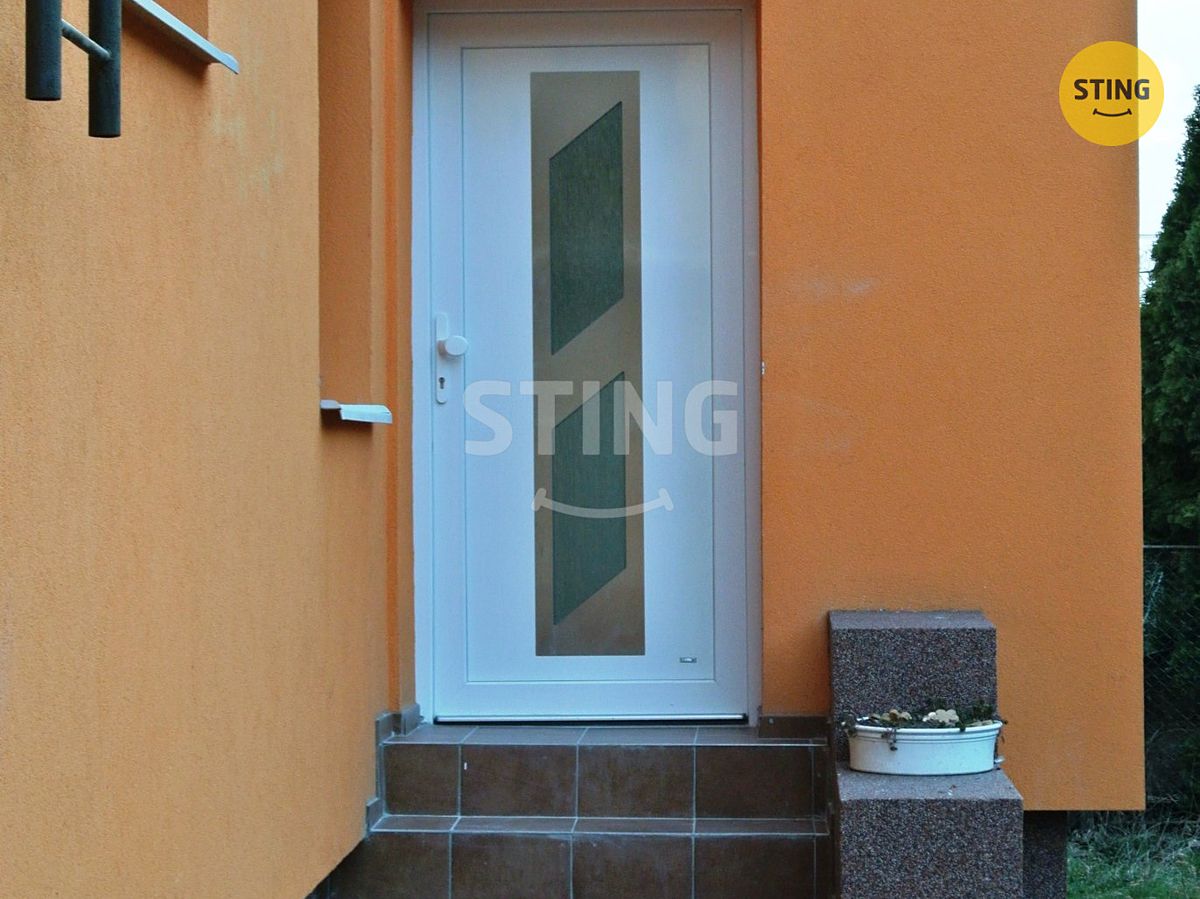 Prodej vícegeneračního domu 195 m², pozemek 1289 m² – fotografie 2