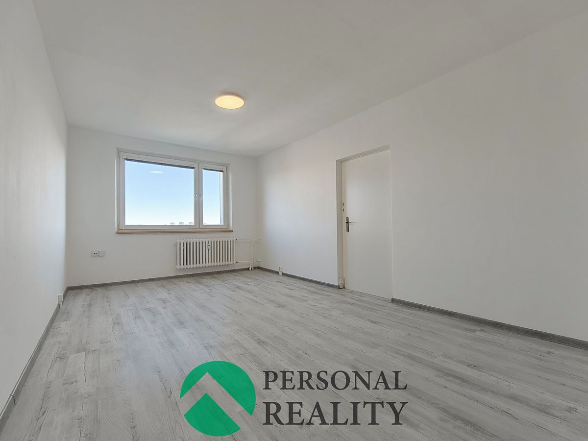 Pronájem bytu 1+1 42 m² – fotografie 3