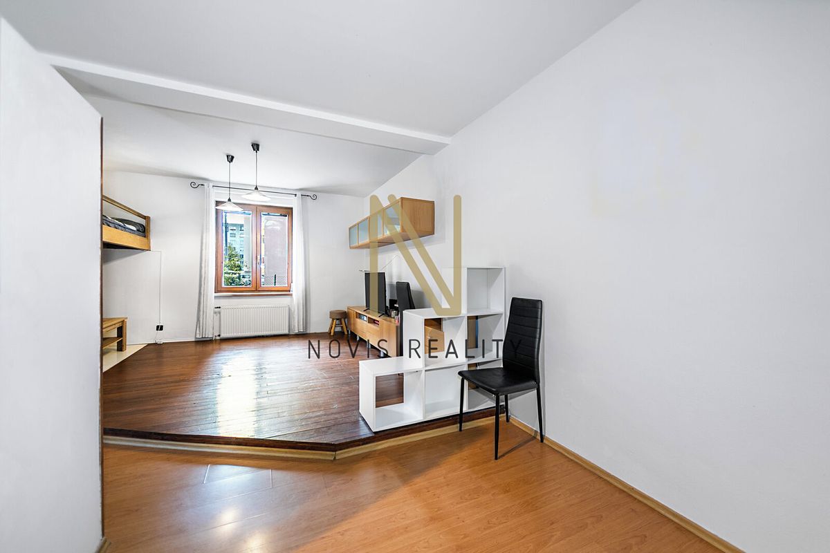Pronájem bytu 1+kk 42 m² – fotografie 5
