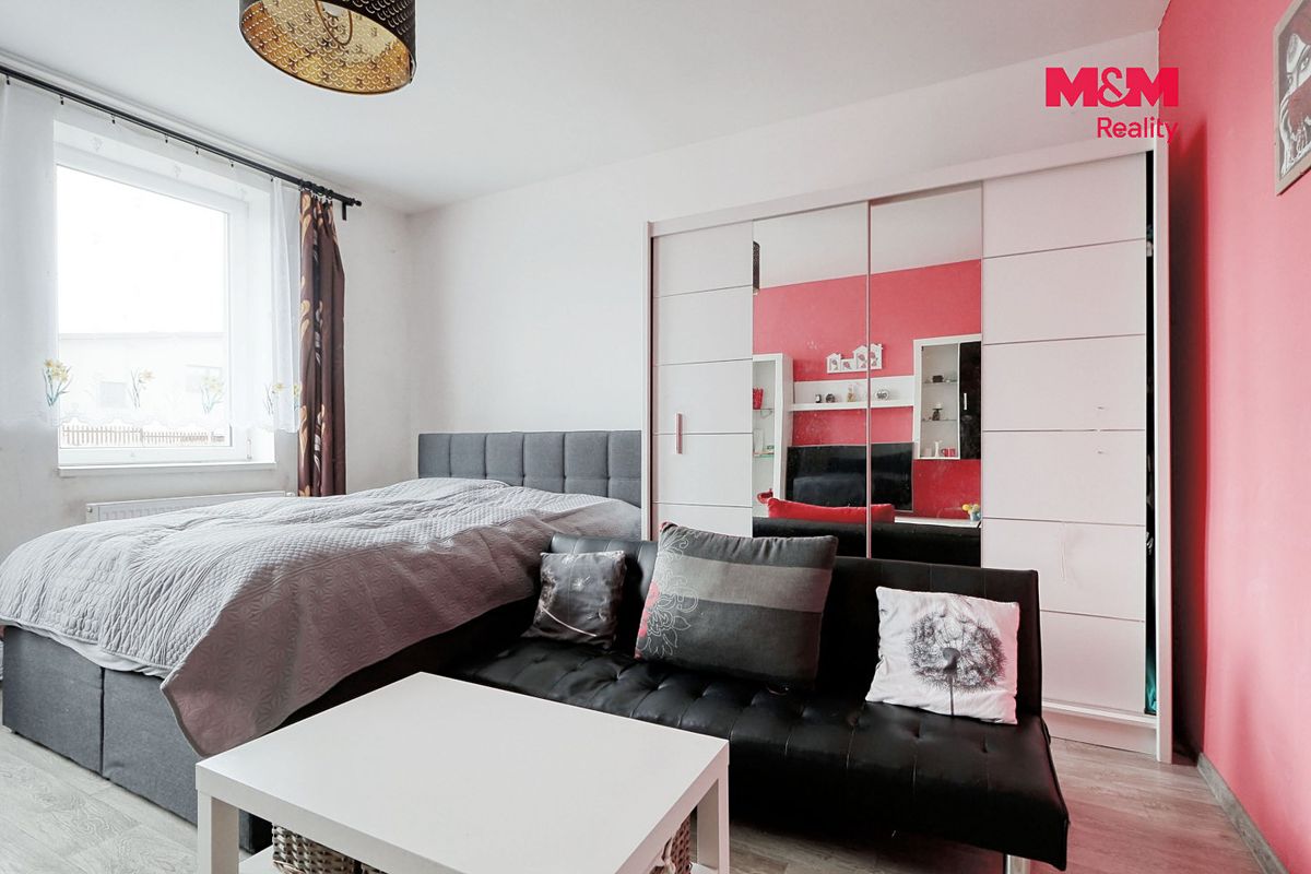 Prodej rodinného domu 128 m², pozemek 354 m² – fotografie 2