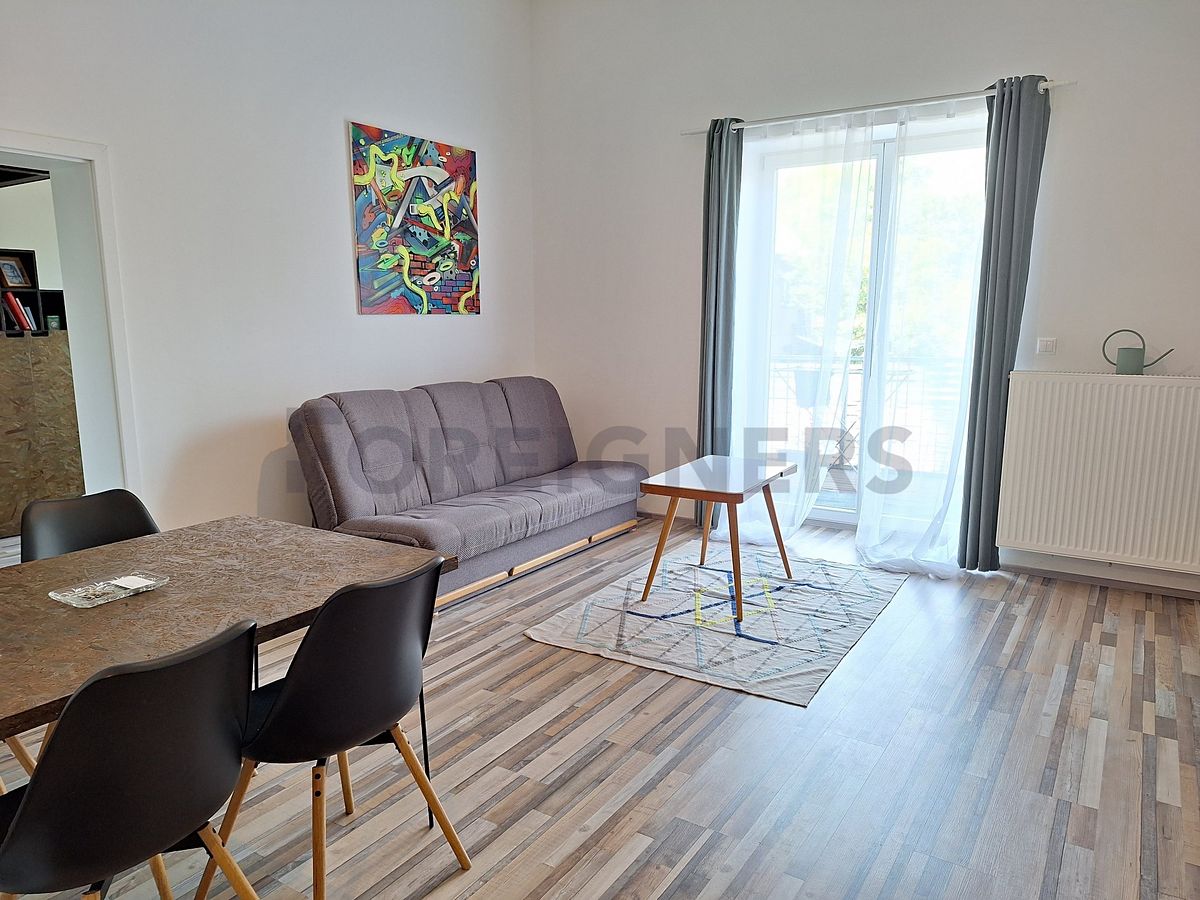 Pronájem bytu 2+kk 56 m²