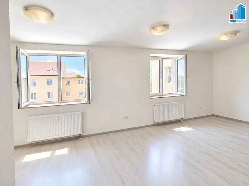 Prodej bytu 2+kk 46 m², Janovice nad Úhlavou – náhled fotky 3