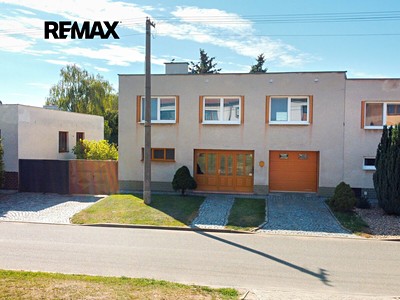 Prodej  rodinného domu 245 m², pozemek 914 m²
