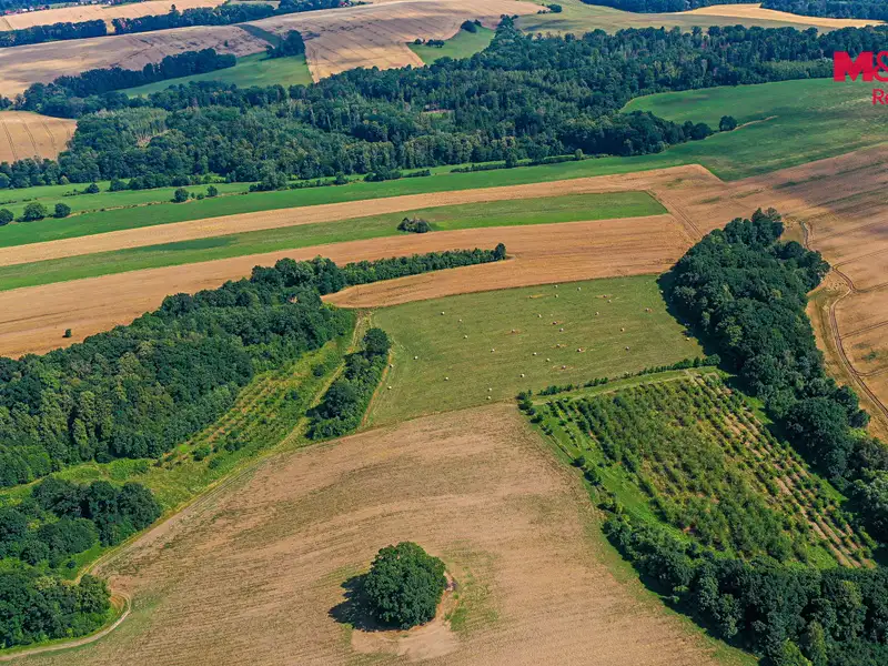 Prodej pole 2771 m², Polom – náhled fotky 2