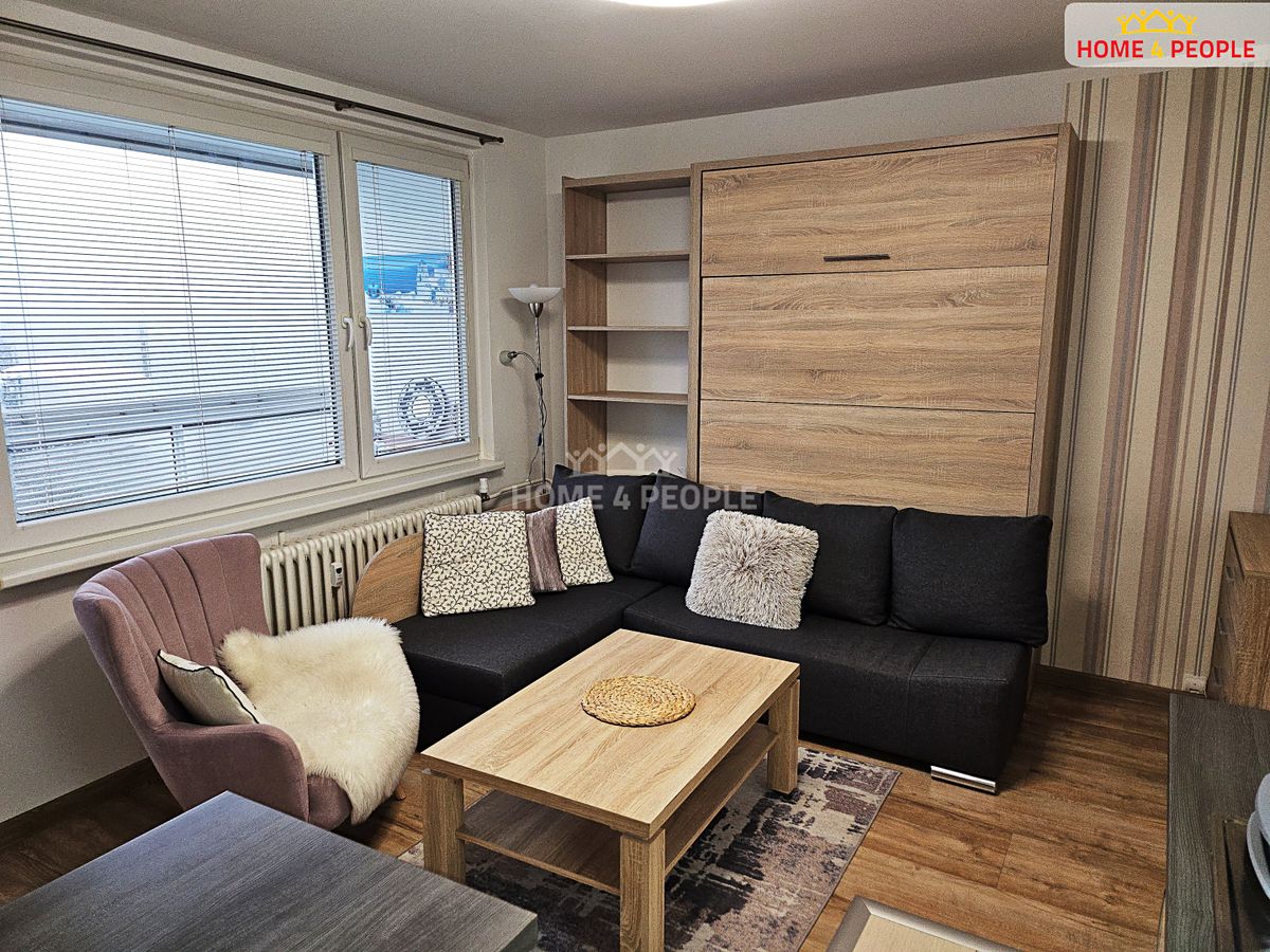 Pronájem bytu 1+kk 34 m²