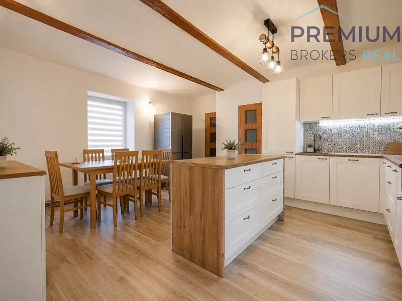 Prodej rodinného domu 132 m², pozemek 235 m², Hoštka – náhled fotky 1