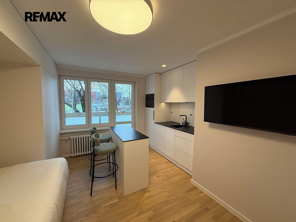 Pronájem bytu 1+kk 23 m² – fotografie 2