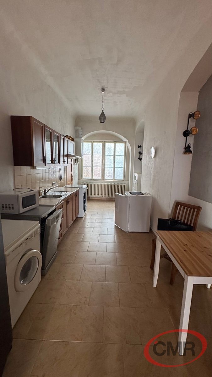 Pronájem bytu 1+1 68 m² – fotografie 2