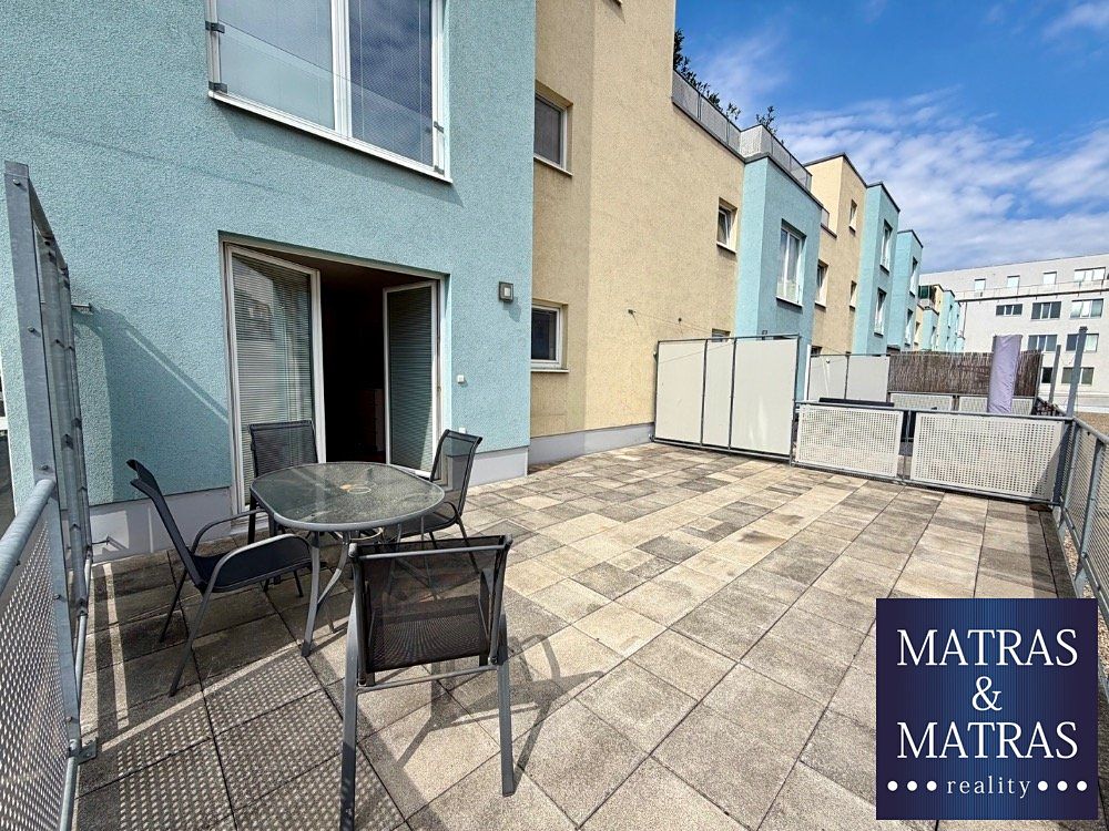 Pronájem bytu 1+kk 35 m² – fotografie 4