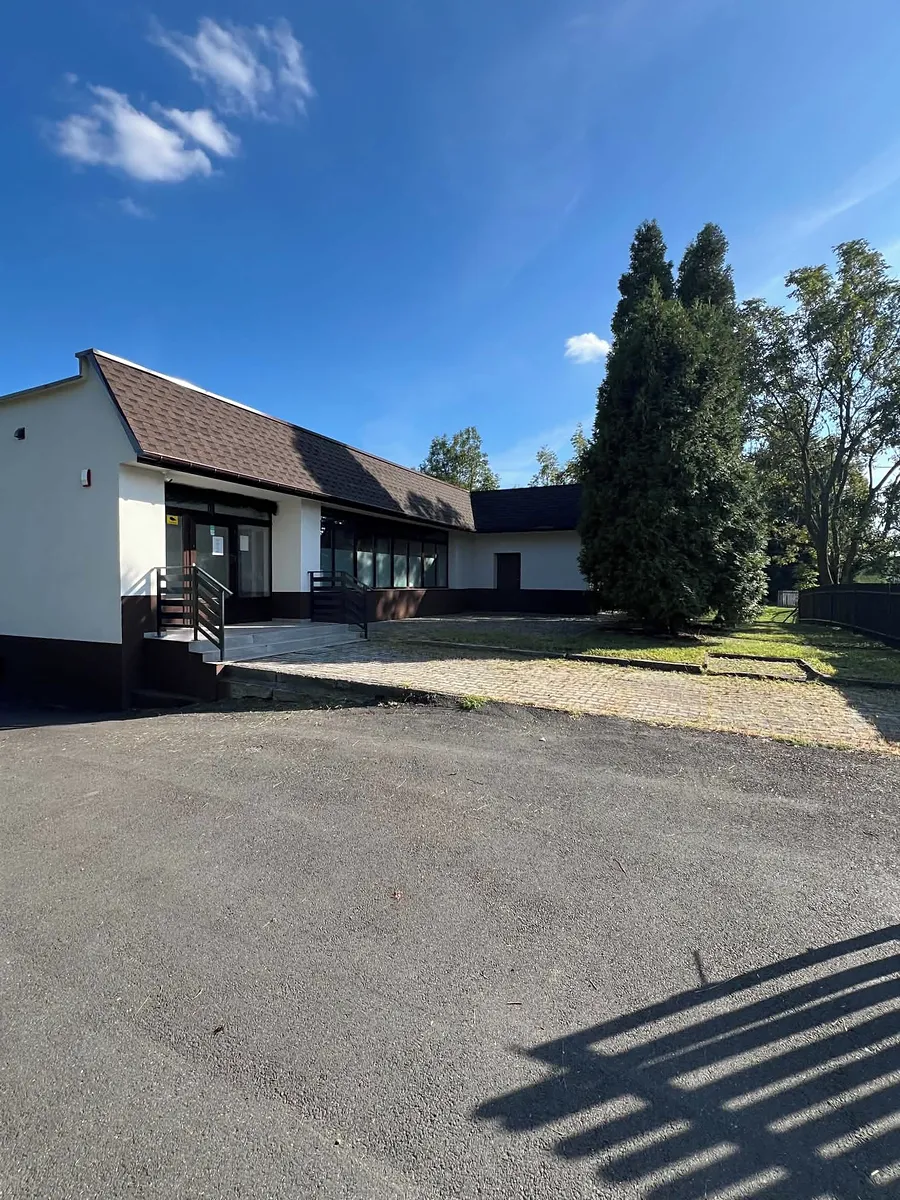 Prodej obchodního prostoru 460 m²