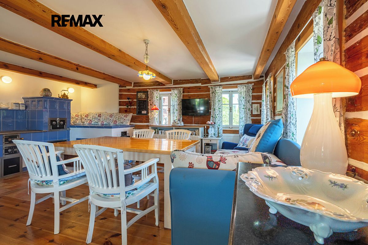 Prodej rodinného domu 250 m², pozemek 2004 m² – fotografie 3