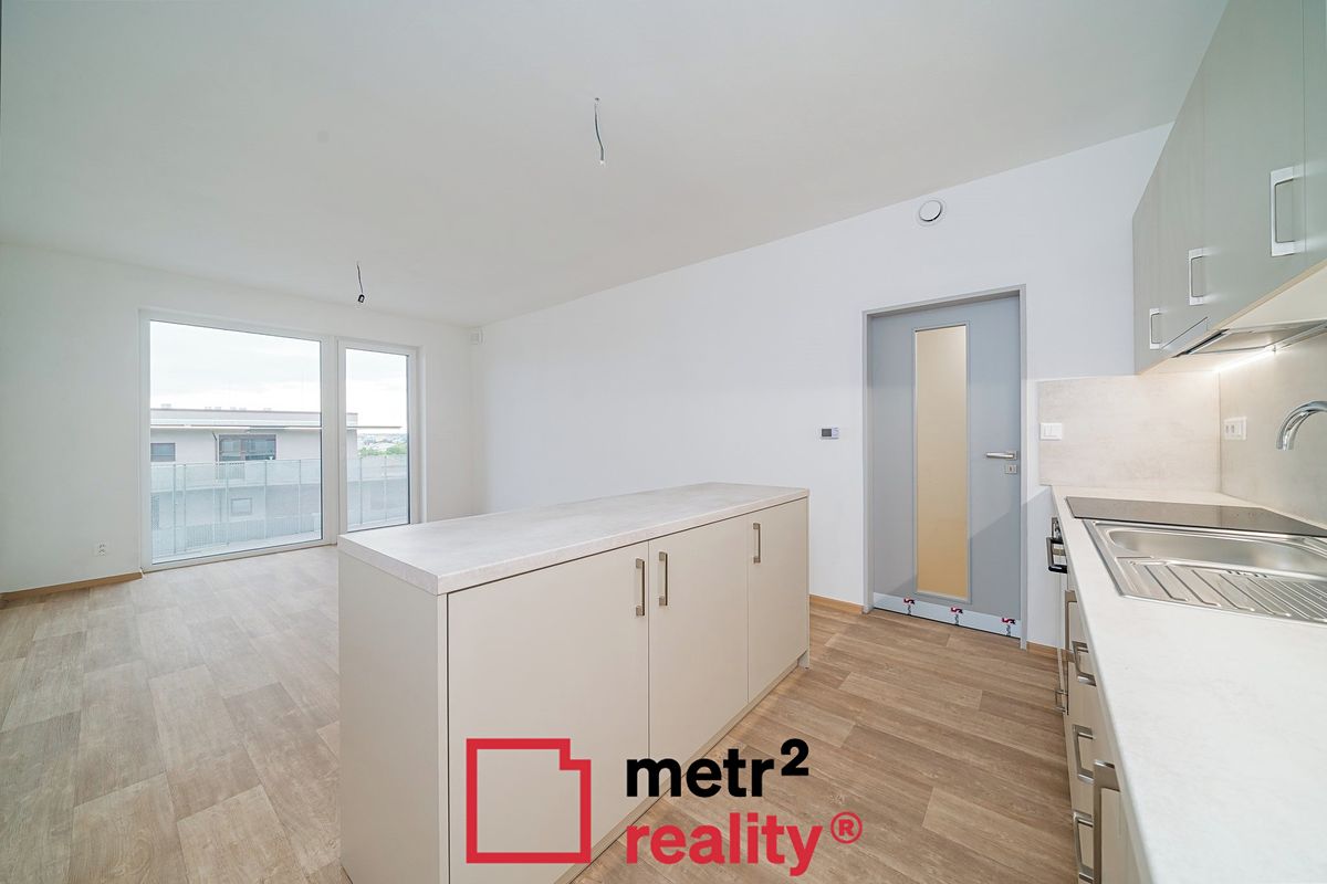 Pronájem bytu 2+kk 65 m² – fotografie 4