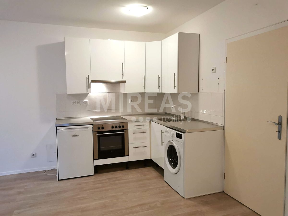 Pronájem bytu 2+kk 38 m²
