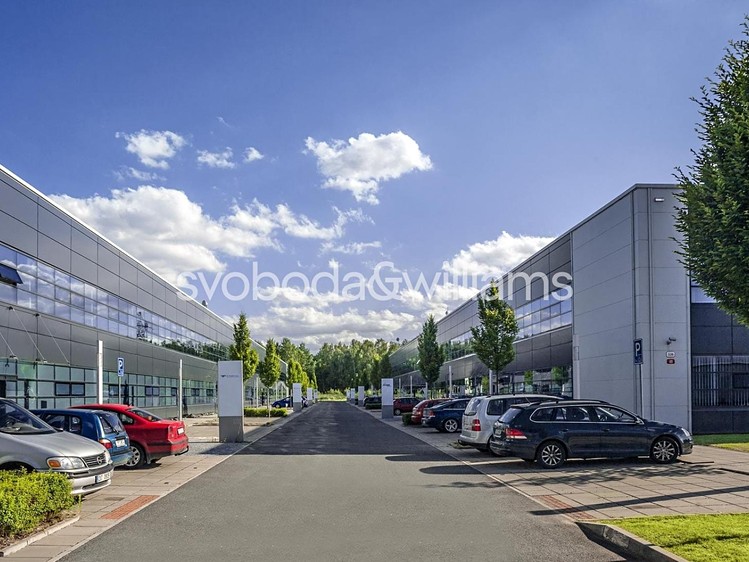 Комерційне приміщення в оренду, 1 793 м² (6 з 24)