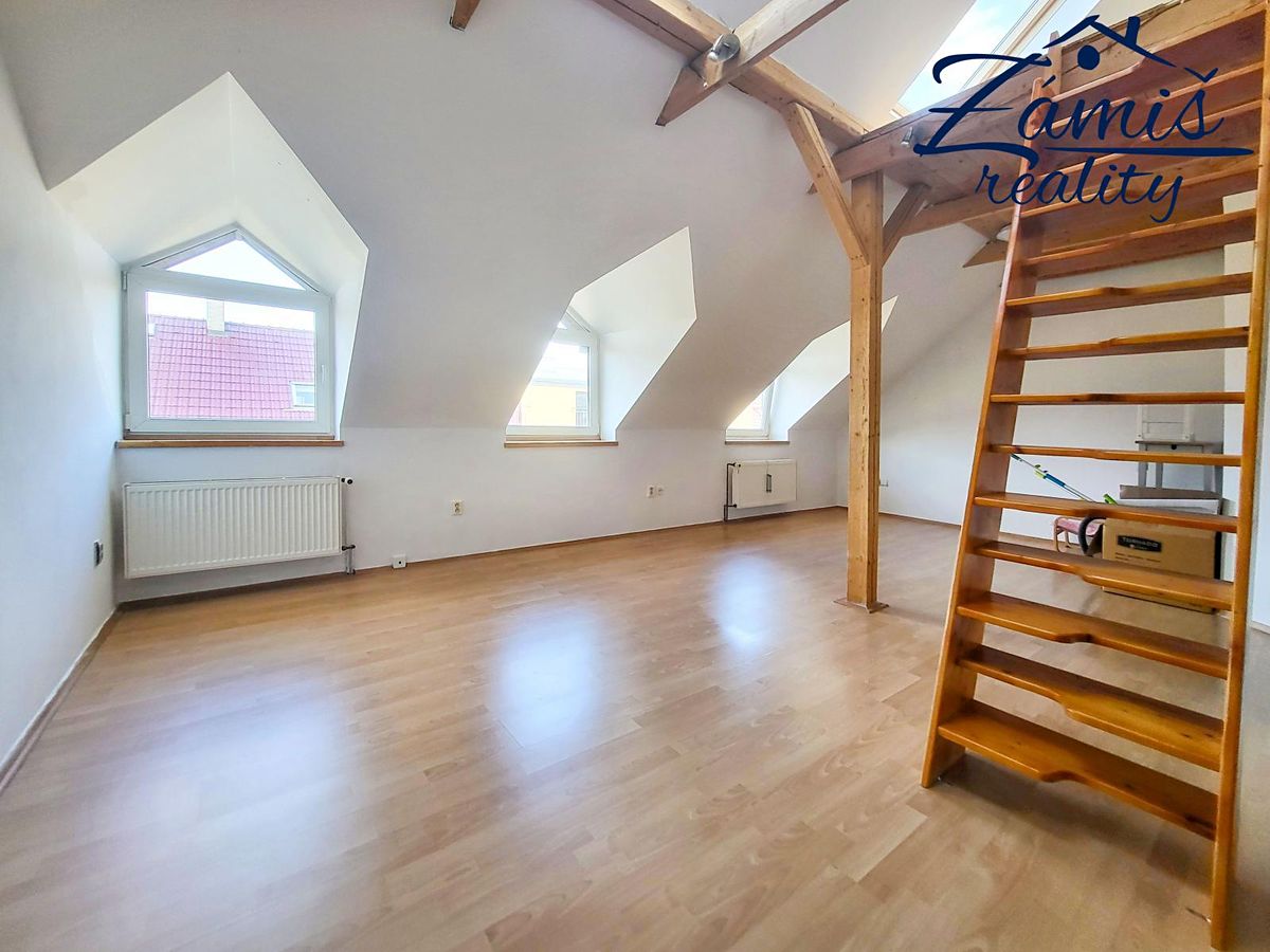 Prodej činžovního domu 400 m² – fotografie 2