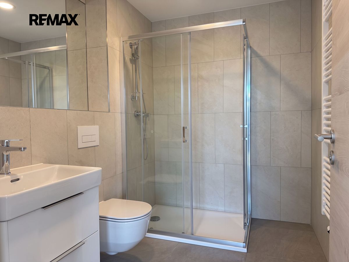 Pronájem bytu 2+kk 76 m² – fotografie 2