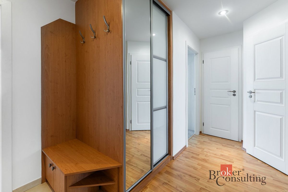 Pronájem bytu 3+kk 74 m² – fotografie 5