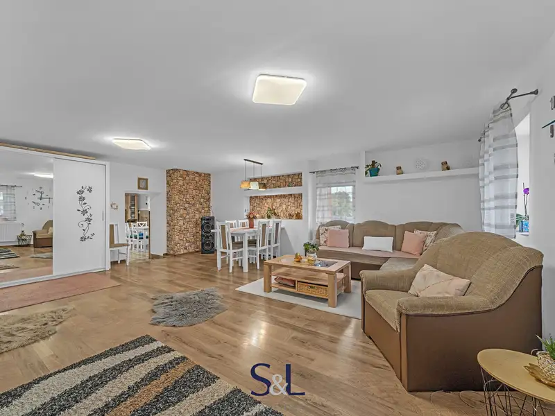 Prodej rodinného domu 180 m², pozemek 1497 m², Bulovka – náhled fotky 2