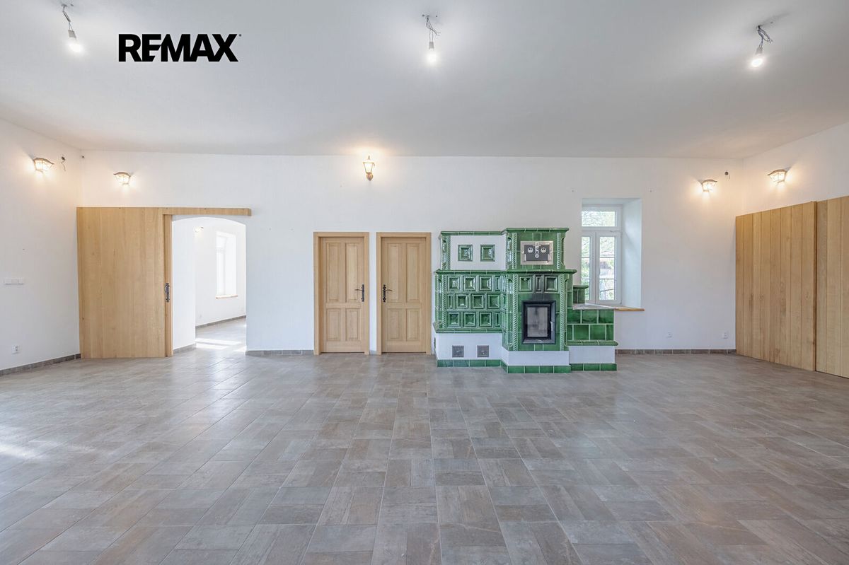 Prodej rodinného domu 131 m², pozemek 398 m² – fotografie 4