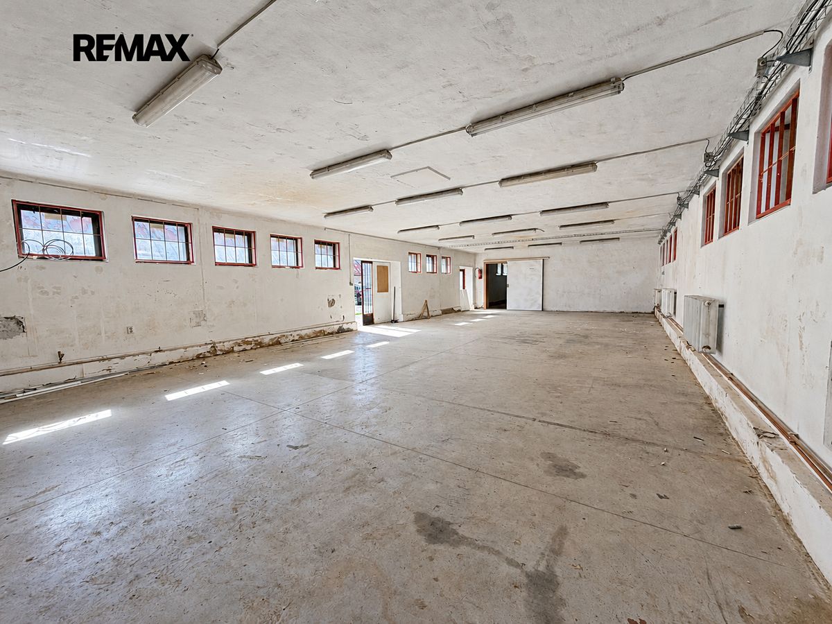 Pronájem výrobní haly, prostoru 230 m² – fotografie 3
