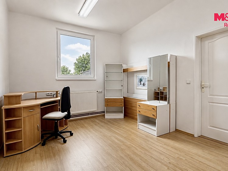 Комерційне приміщення на продаж, 400 м² (14 з 28)