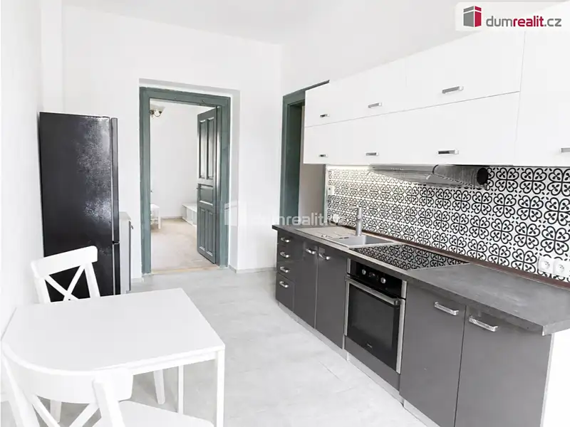 Pronájem bytu 2+1 54 m², Děčín – náhled fotky 1