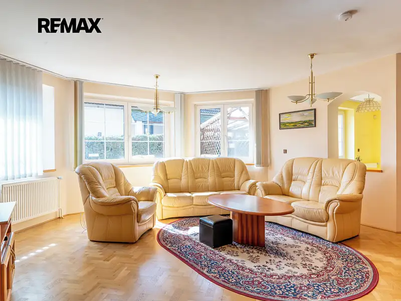 Prodej rodinného domu 290 m², pozemek 593 m², Mladá Boleslav – náhled fotky 3