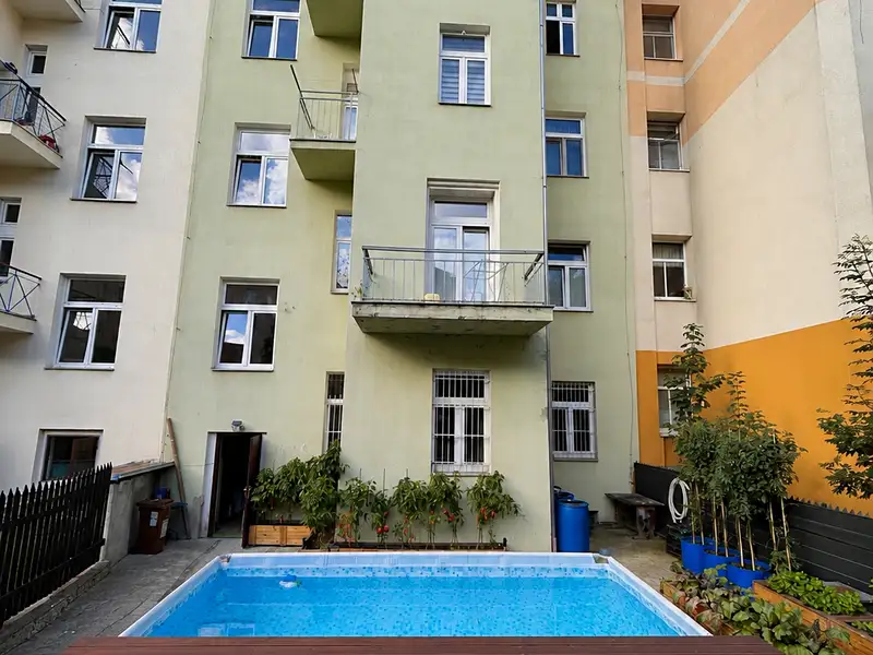 Prodej činžovního domu 590 m², Teplice – náhled fotky 2
