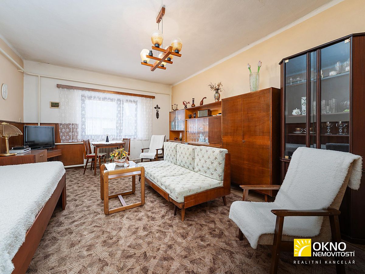 Prodej rodinného domu 155 m², pozemek 690 m² – fotografie 4
