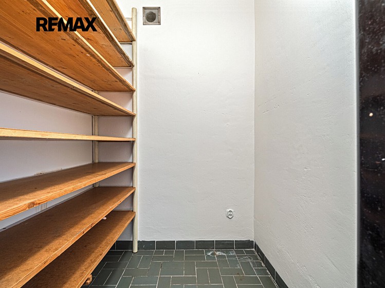Prodej domu, 220 m² (35 z 38)