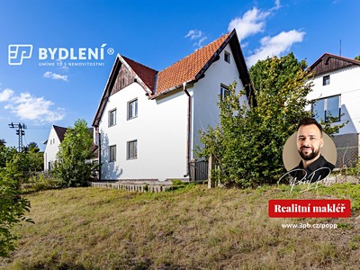Prodej  rodinného domu 207 m², pozemek 726 m²