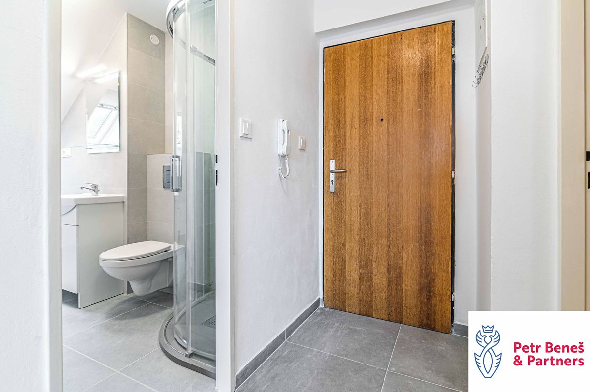Pronájem bytu 2+kk 59 m² – fotografie 3